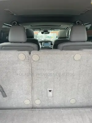 Toyota Highlander 2017 Brown