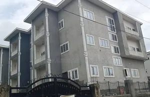 20bdrm Townhouse/Terrace in Mabushi for Sale