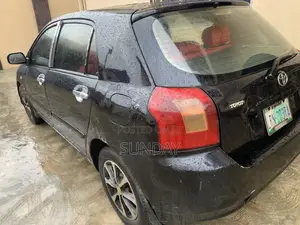 Toyota Corolla Liftback 2004 Black
