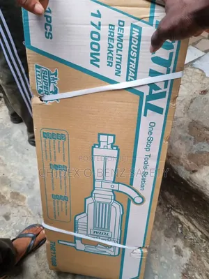 Totol 1700W Industrial Demolition Breaker
