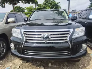 Lexus LX 2016 Black
