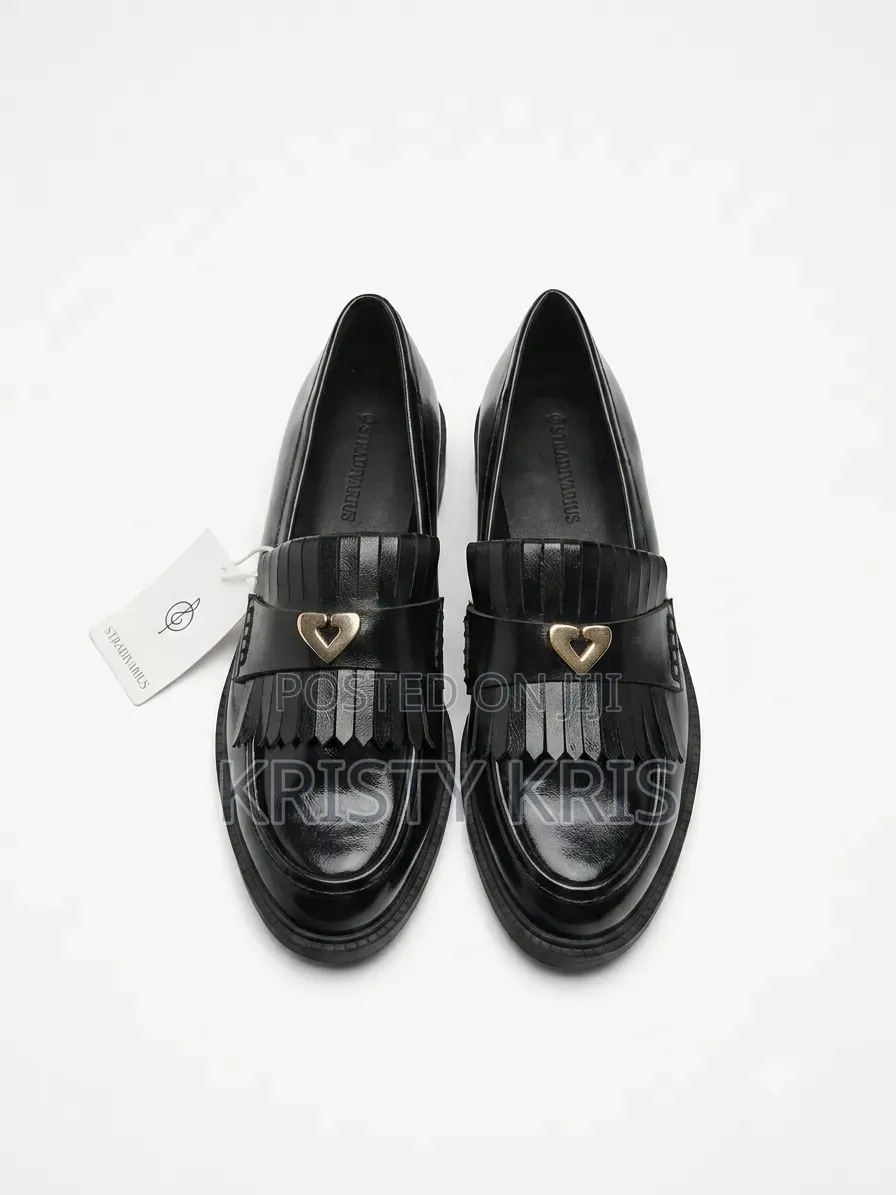 Fringed Flat Shoes