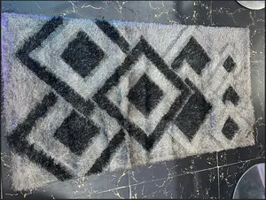 VIP Hairy Turkey Expo Shaggy Center Rug