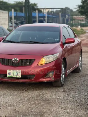 Toyota Corolla 2009 Red