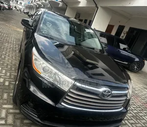 Toyota Highlander 2016 Black
