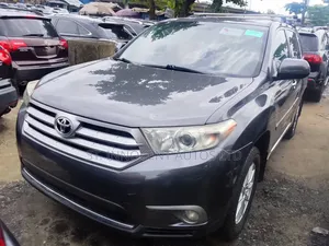 Toyota Highlander 2013 Gray