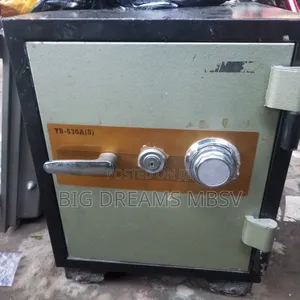 Fireproof Safe Bl Rebrand (Manual)
