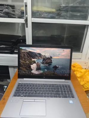 Laptop HP ZBook 15u G5 16GB Intel Core i7 SSD 256GB