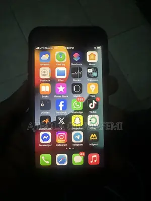 Apple iPhone 7 32 GB Black