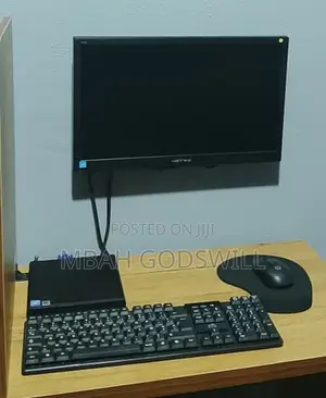 Desktop Computer HP ProDesk 400 G4 4GB Intel Celeron HDD 512GB
