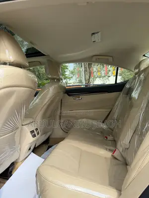 Lexus ES 350 FWD 2014