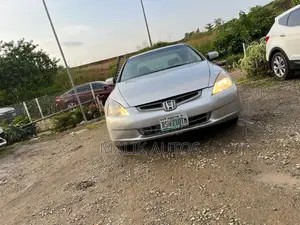 Honda Accord 2003 Silver