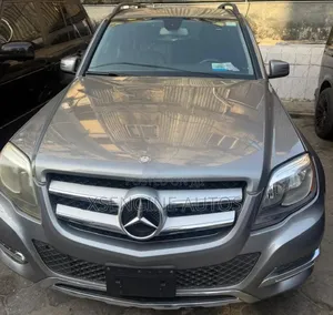 Mercedes-Benz GLK-Class Base GLK 350 4dr 4x2 (3.5L 6cyl 7A) 2015 Gray