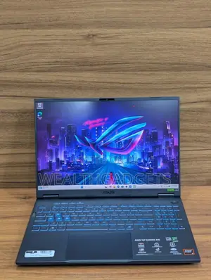 Laptop Asus TUF Gaming A16 32GB AMD Ryzen 9 SSD 1T