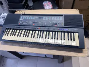 Direct Uk Used Keyboard Yamaha Psr500