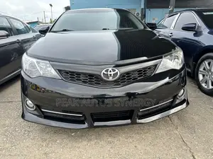 Toyota Camry SE 4dr Sedan (2.5L 4cyl 6A) 2013 Black