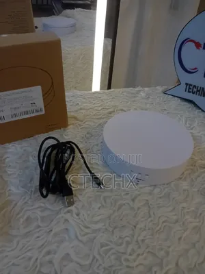 360° Rotating Display Stand, 13.8cm Angle and Direction Turntable