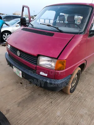 Volkswagen Transporter 2000 White