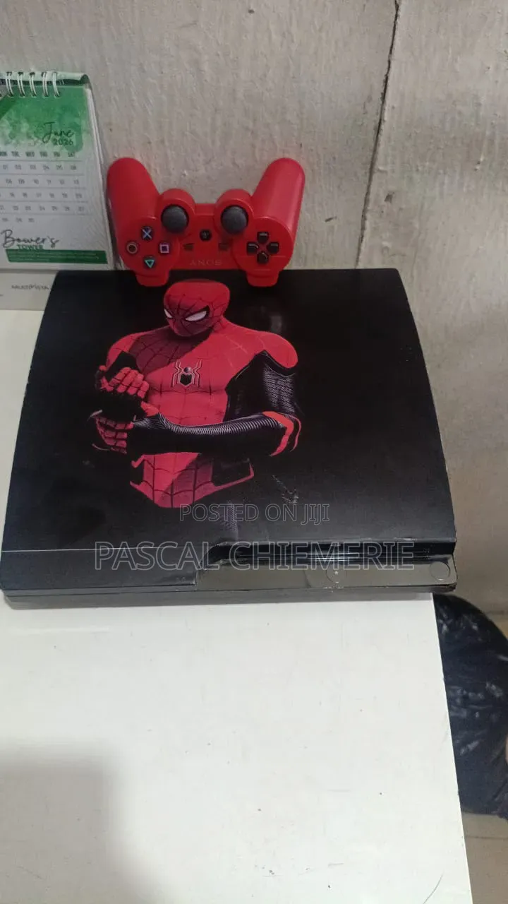 Play Station 3 Slim