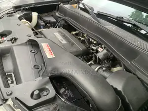 Honda Pilot Touring w/RES/Navi 4WD (3.5L 6cyl 5A) 2011 Black