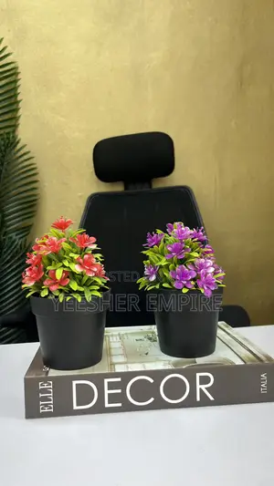 Table Flower in Black Vase