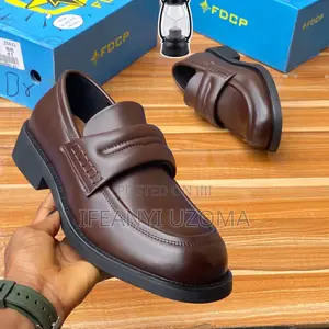 Exclusive Designer Top Luxury Corporate Shoe