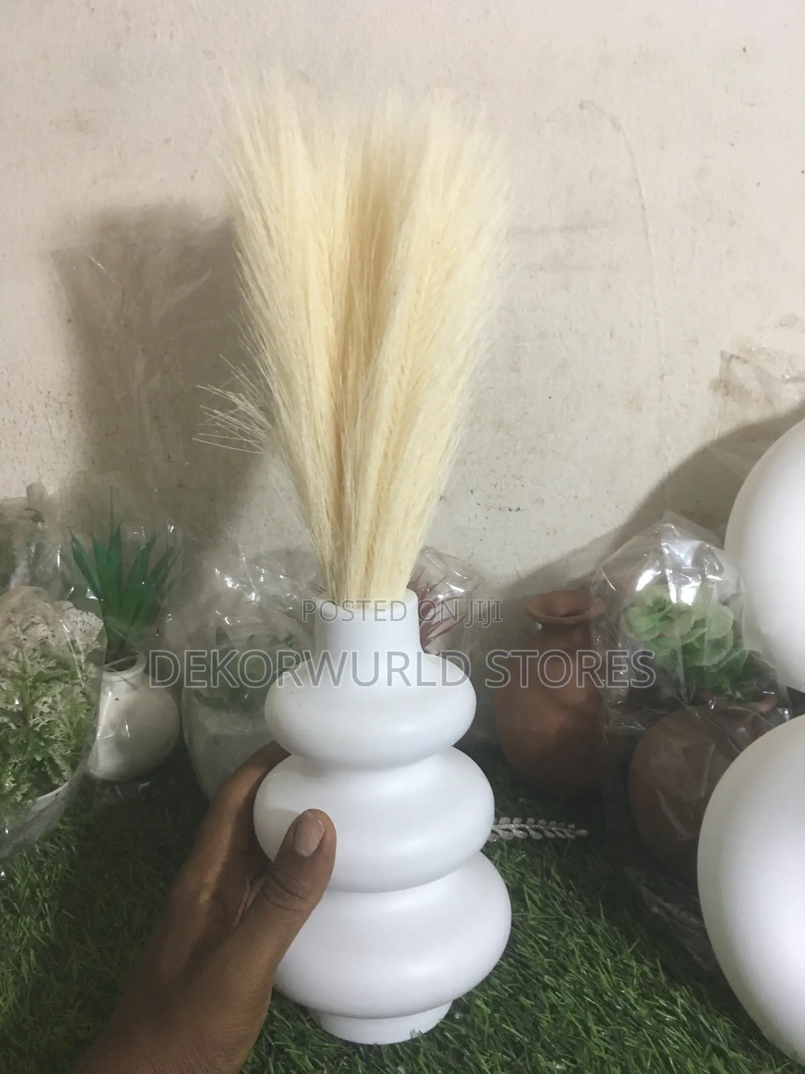 Stylish Plastic Decors