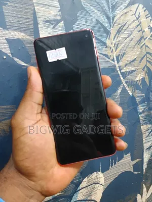 New Samsung Galaxy S10 128 GB Red