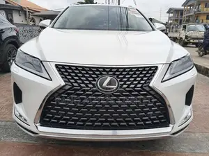 Lexus RX 350 FWD 2022 White
