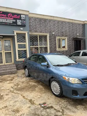 Toyota Corolla 2013 Blue