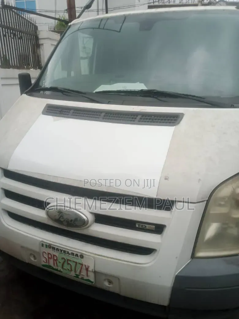 Ford E350 2010 White