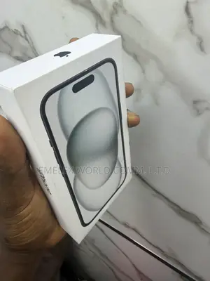 New Apple iPhone 15 128 GB Black