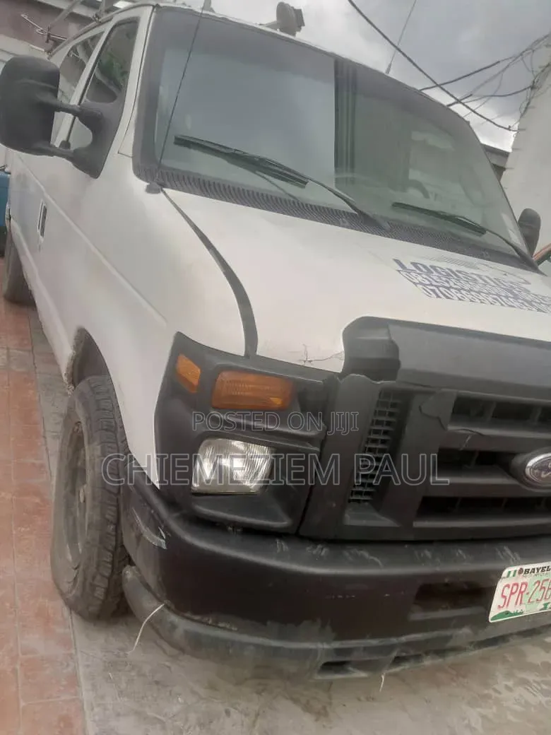 Ford E350 2010 White