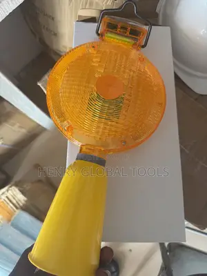 Solar LED Warning Light (Portable Traffic Safety Beacon)