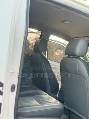 Toyota Hilux 2015 White