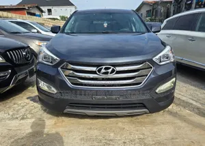 Hyundai Santafe Available for Rent
