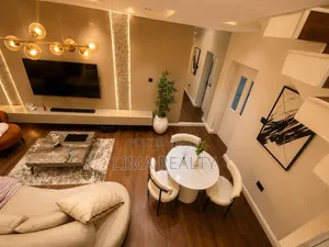 Lux 2 Bed Duplex at Royal Palm Will Estate