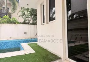 6bdrm Duplex in Ikeja Gra for rent