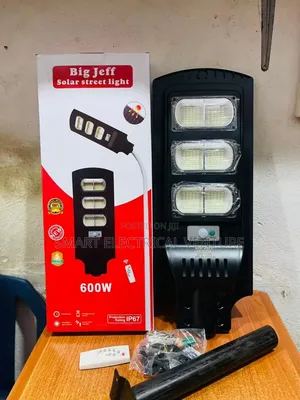 6 Eye 600 Watts Solar Street Light