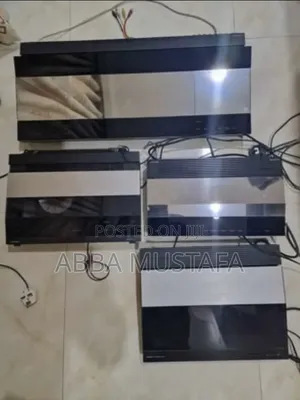 Bang Olufsen (B O)