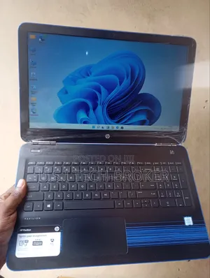Laptop HP Pavilion 15 8GB Intel Core i5 SSD 256GB