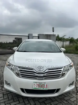 Toyota Venza XLE 2013 White