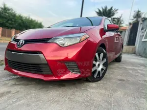 Toyota Corolla LE 4dr Sedan (1.8L 4cyl CVT) 2016 Red