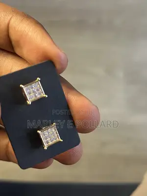 18 Karat Gold Plated A+ Cz Magnetic Clipon Non Piercing Earrings Studs