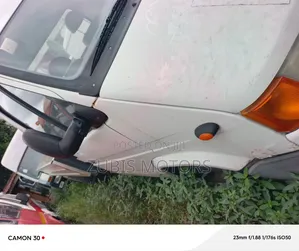 Ford Transit 2000 White