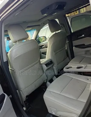 Toyota Highlander 2015 Black