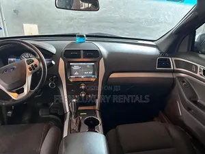 Ford Explorer Available for Rent