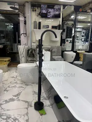 Bathtub Mixer Tap Round Black