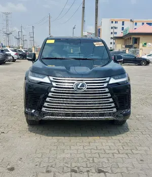 Lexus LX 600 2022 Black