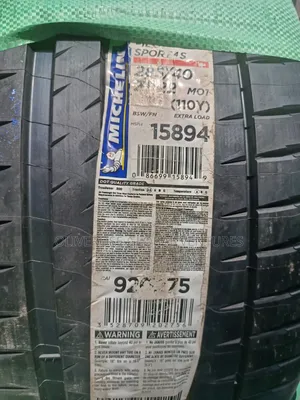 325/35/22 and 285/40/22 Michelin Tyres forGLE